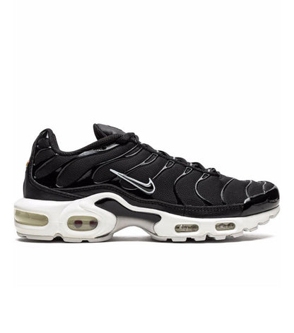 נעלי Nike Air max TN White Black מקוריות בעיצוב אופנתי עכשווי לקידום אתר
