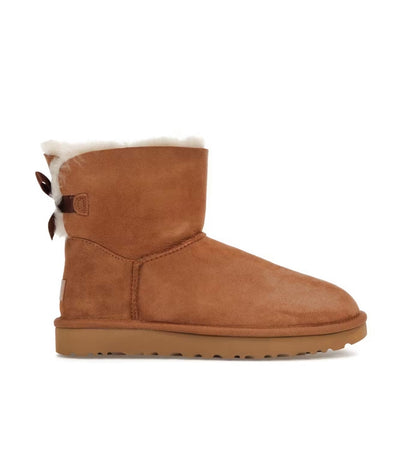 נעלי Ugg mini Bailey bow II boots מקוריות בעיצוב אופנתי עכשווי לקידום אתר