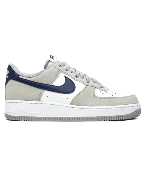 Nike AIR FORCE 1 מידה 42
