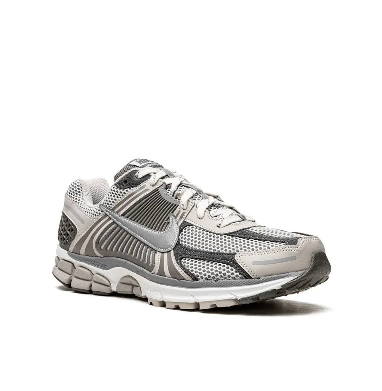 Nike Zoom Vomero 5 Grey