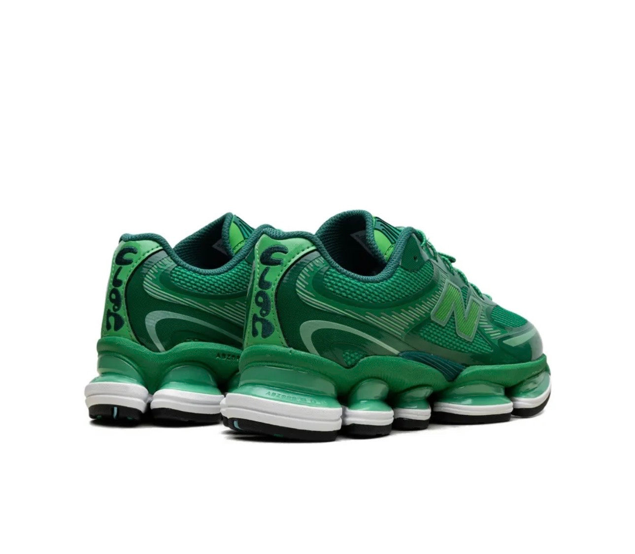 New Balance 2000 Green