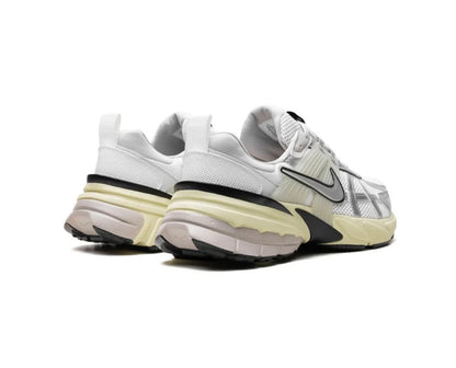 Nike V2K White Silver Beige