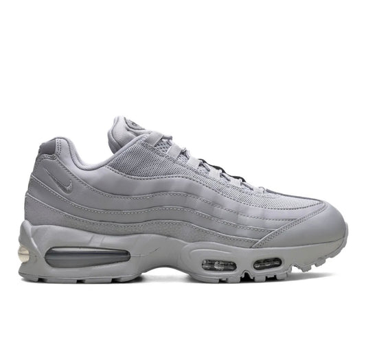 נעלי Nike air Vapormax 95’ grey מקוריות בעיצוב אופנתי עכשווי לקידום אתר