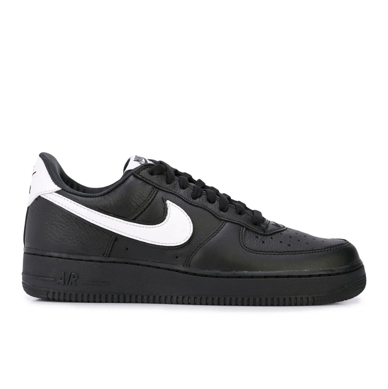 נעלי Nike AIR FORCE 1 Black White מקוריות בעיצוב אופנתי עכשווי לקידום אתר