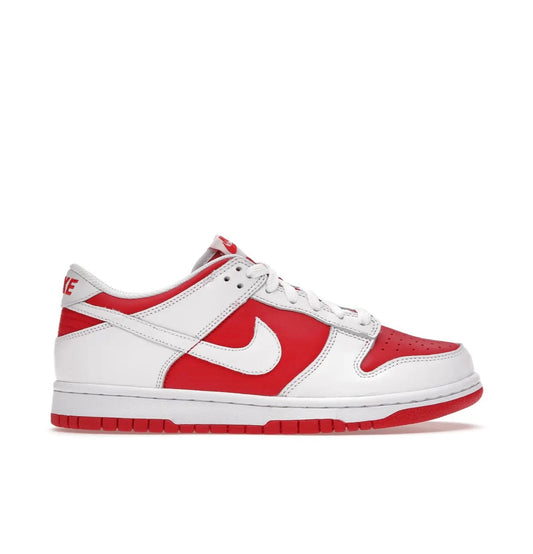 Dunk Low לבן שחור