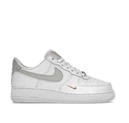 נעלי Nike AIR FORCE 1 מקוריות בעיצוב אופנתי עכשווי לקידום אתר