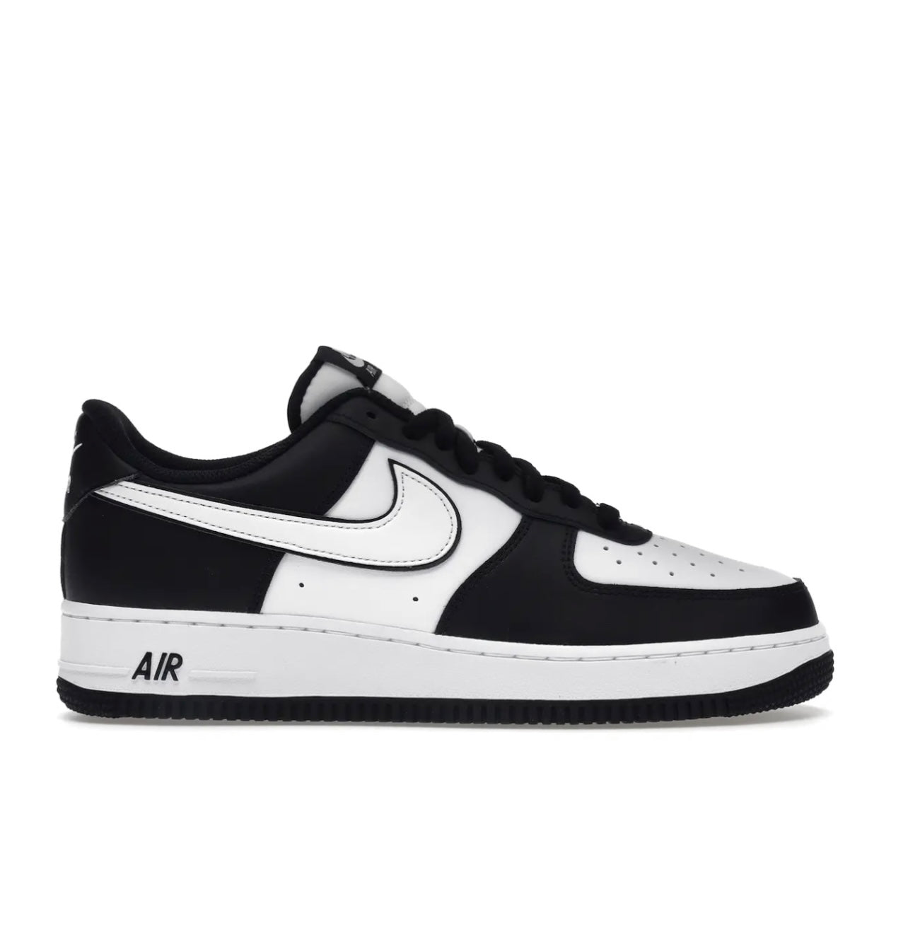 Nike AIR FORCE 1 מידות 39.5,40