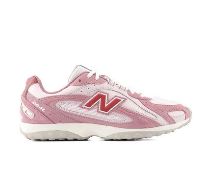 נעלי New Balance 204L strawberry pink מקוריות בעיצוב אופנתי עכשווי לקידום אתר