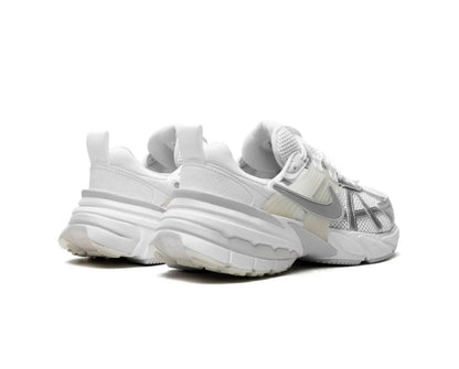 Nike V2K White Silver