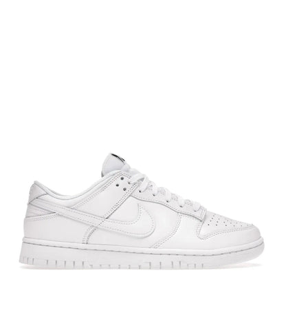 נעלי Nike Dunk Low Triple White מקוריות בעיצוב אופנתי עכשווי לקידום אתר