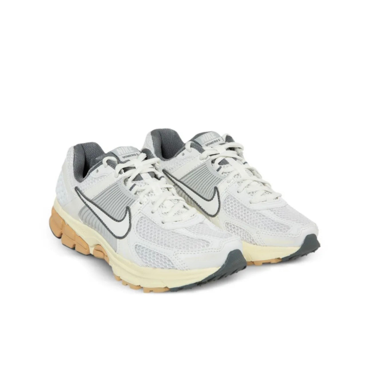 Nike Zoom Vomero 5 grey beige