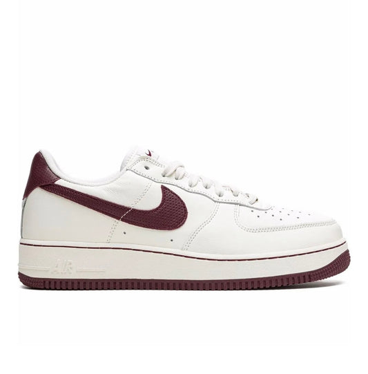 נעלי Nike AIR FORCE 1 White Beetroot מקוריות בעיצוב אופנתי עכשווי לקידום אתר