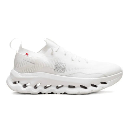 נעלי On Cloud White מקוריות בעיצוב אופנתי עכשווי לקידום אתר
