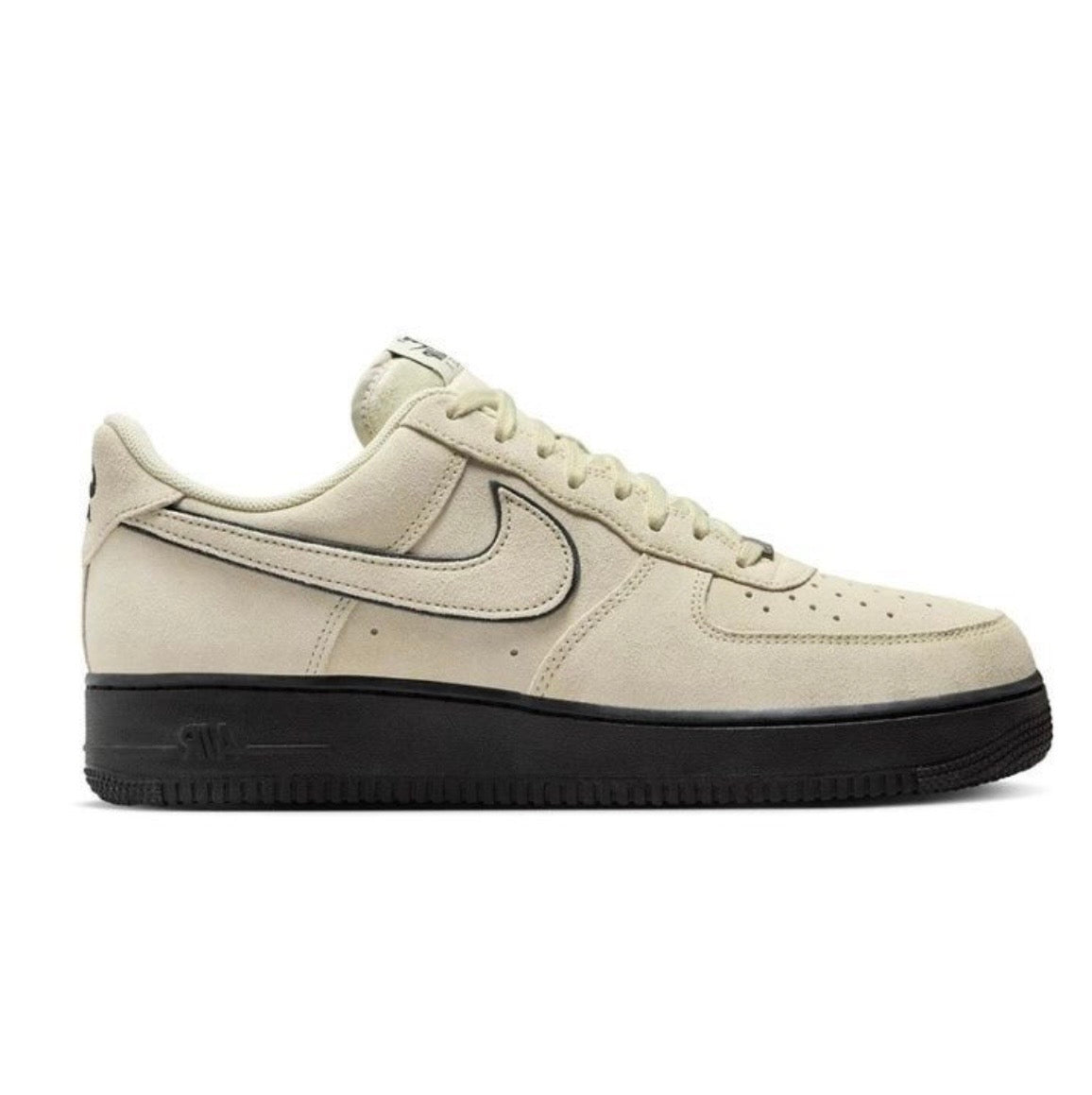 Nike AIR FORCE 1 Cream