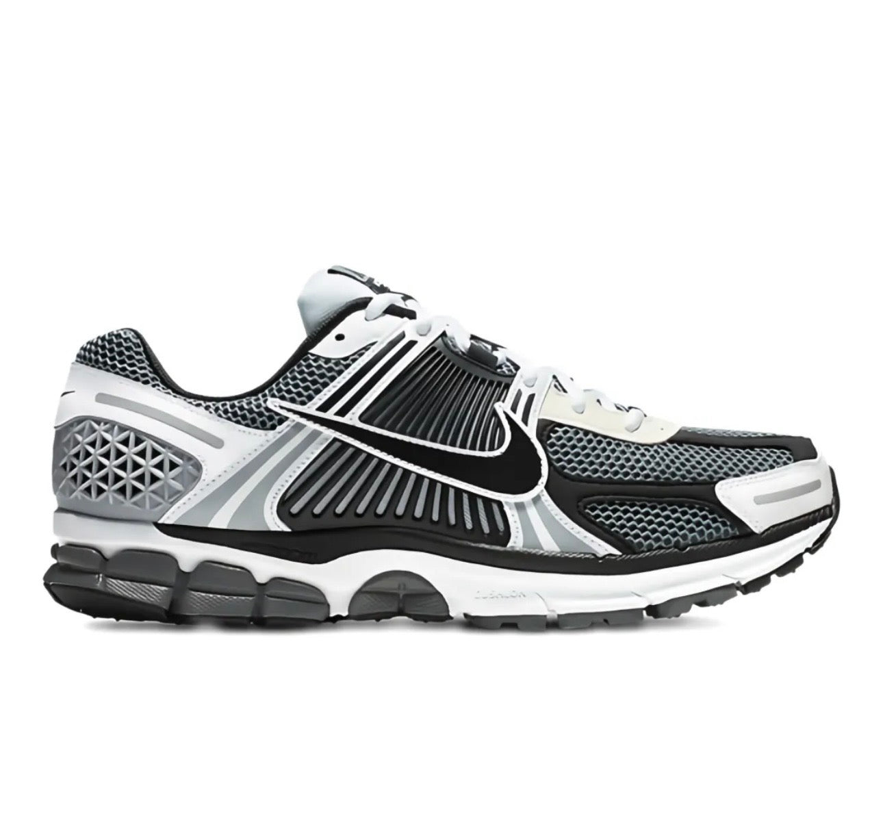נעלי Nike Zoom Vomero 5 Black Silver מקוריות בעיצוב אופנתי עכשווי לקידום אתר