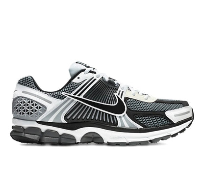נעלי Nike Zoom Vomero 5 Black Silver מקוריות בעיצוב אופנתי עכשווי לקידום אתר