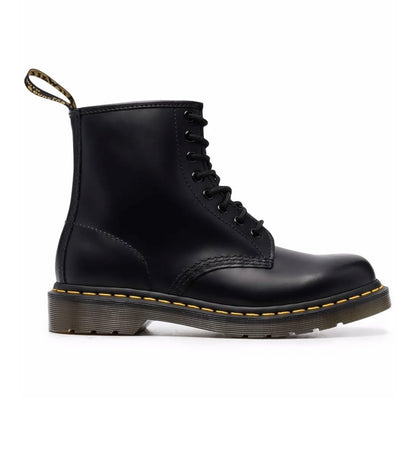 נעלי Doctor Martens Boots Shiny Black מקוריות בעיצוב אופנתי עכשווי לקידום אתר