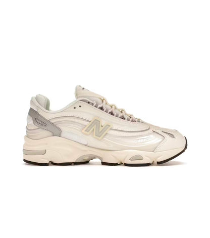 נעלי New Balance 1000 White cream מקוריות בעיצוב אופנתי עכשווי לקידום אתר
