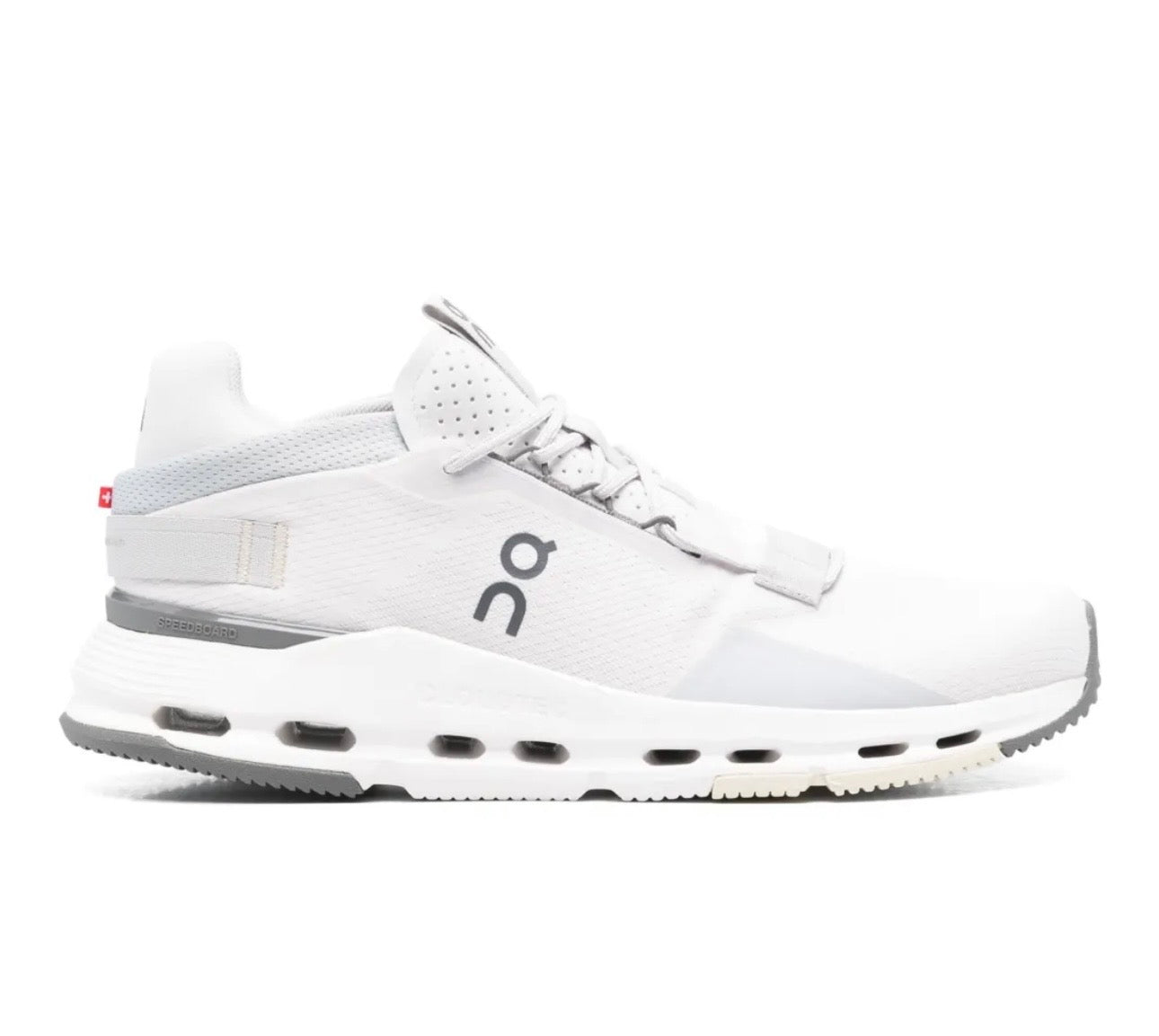 נעלי On Cloudnova White מקוריות בעיצוב אופנתי עכשווי לקידום אתר