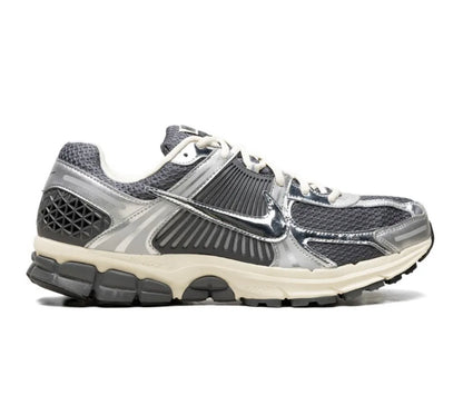 נעלי Nike Zoom Vomero 5 Grey Silver מקוריות בעיצוב אופנתי עכשווי לקידום אתר