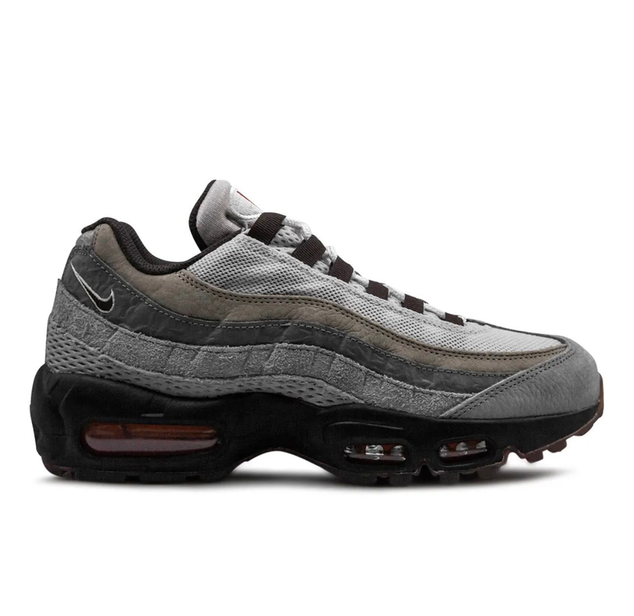 נעלי Nike air Vapormax 95’ grey מקוריות בעיצוב אופנתי עכשווי לקידום אתר