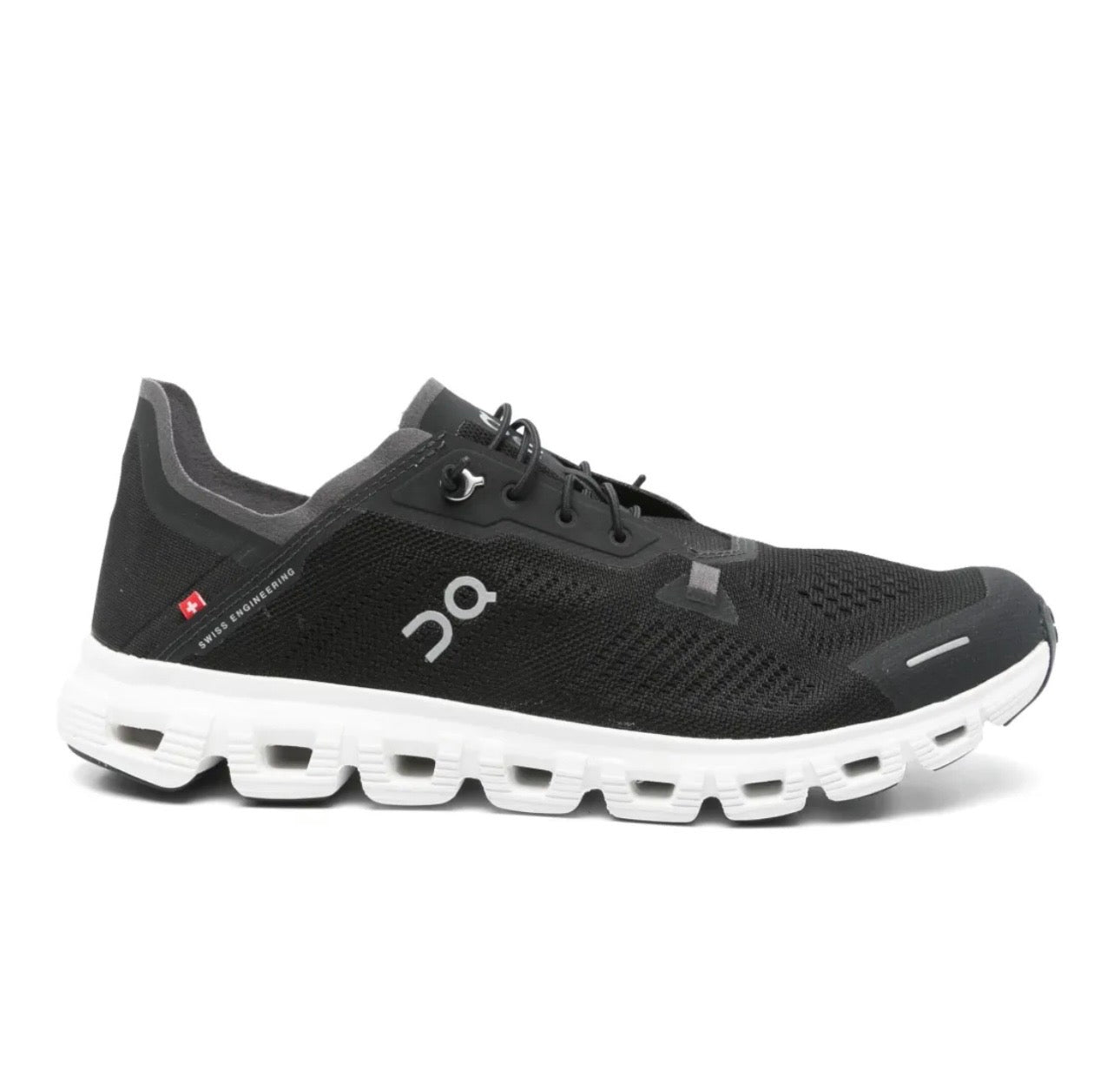 נעלי On cloud 5.0 black white מקוריות בעיצוב אופנתי עכשווי לקידום אתר