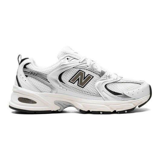 נעלי New Balance 530 white silver black מקוריות בעיצוב אופנתי עכשווי לקידום אתר