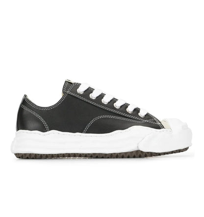 נעלי Maison Mihara Black White מקוריות בעיצוב אופנתי עכשווי לקידום אתר