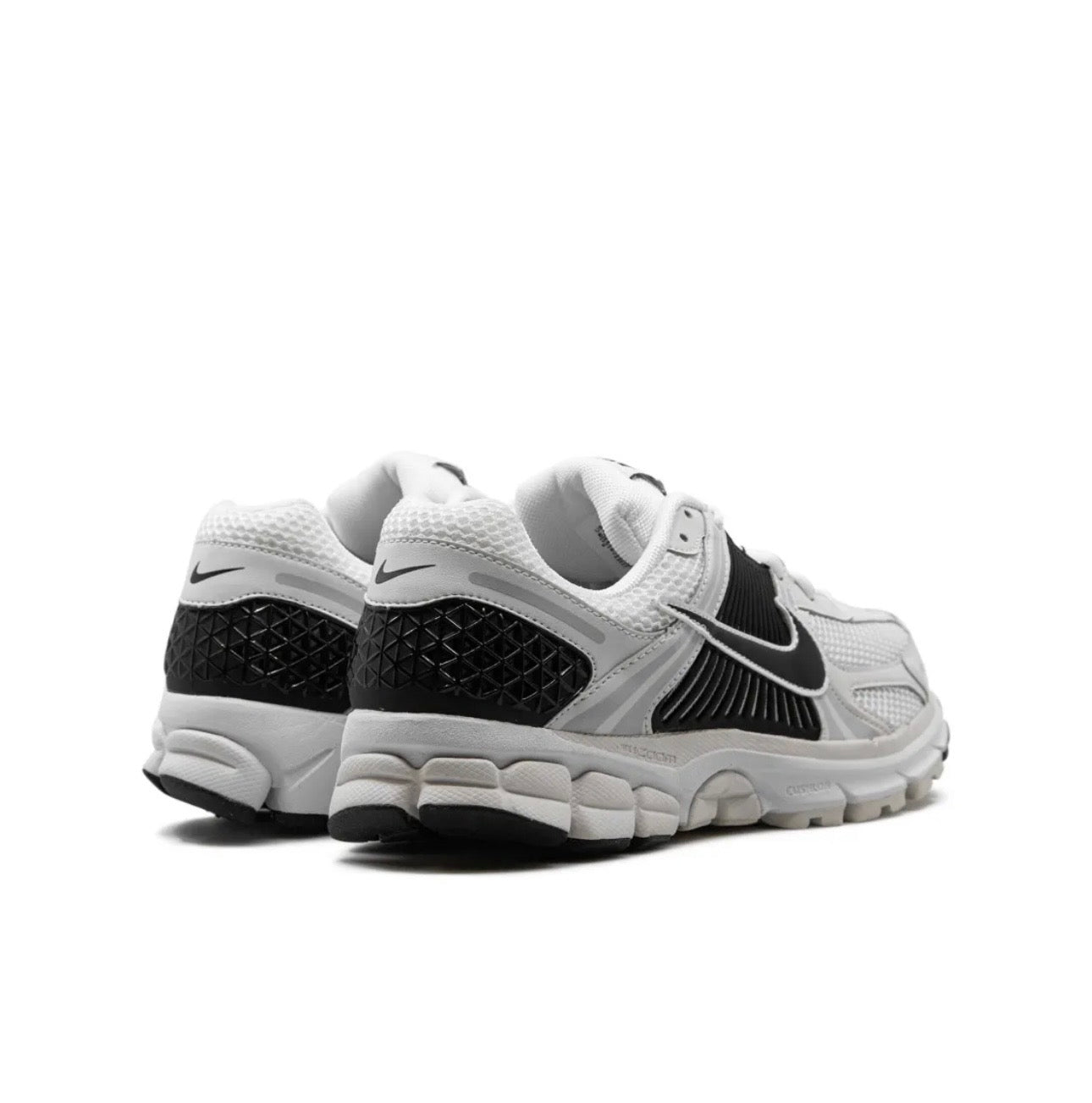 Nike Zoom Vomero 5 Gray Black