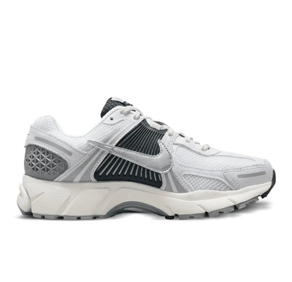 נעלי Nike Zoom Vomero 5 Grey Black מקוריות בעיצוב אופנתי עכשווי לקידום אתר