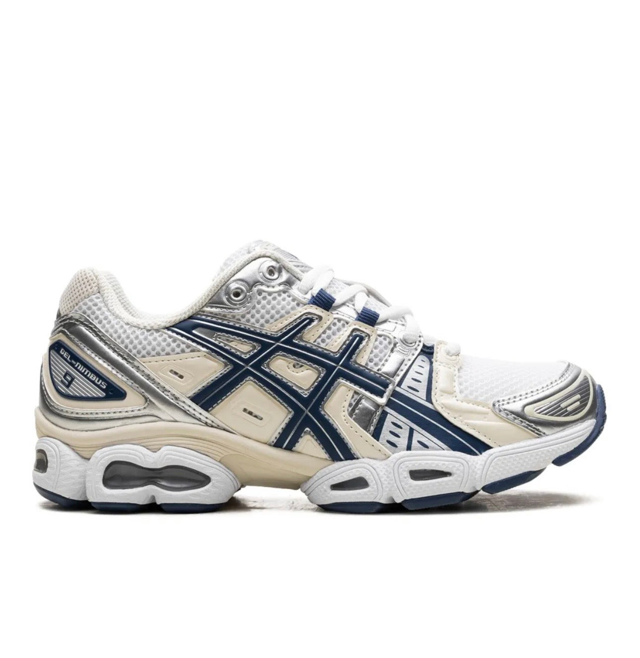 נעלי Asics Gel Nimbus Classic מקוריות בעיצוב אופנתי עכשווי לקידום אתר