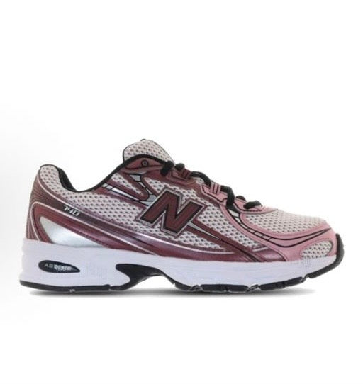 New Balance 740 Brown