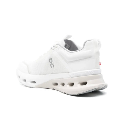 On Cloudnova White