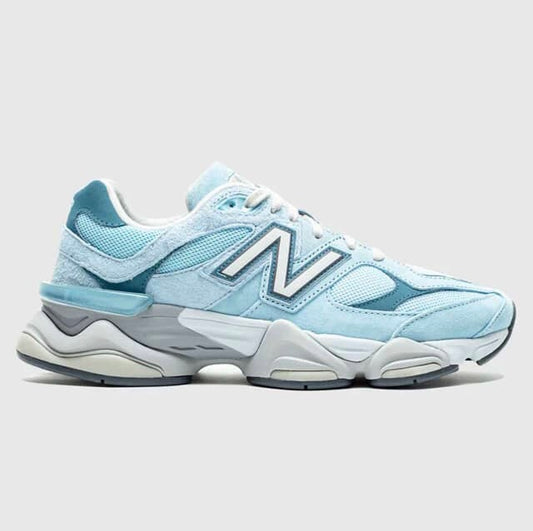 New Balance 9060 light Blue