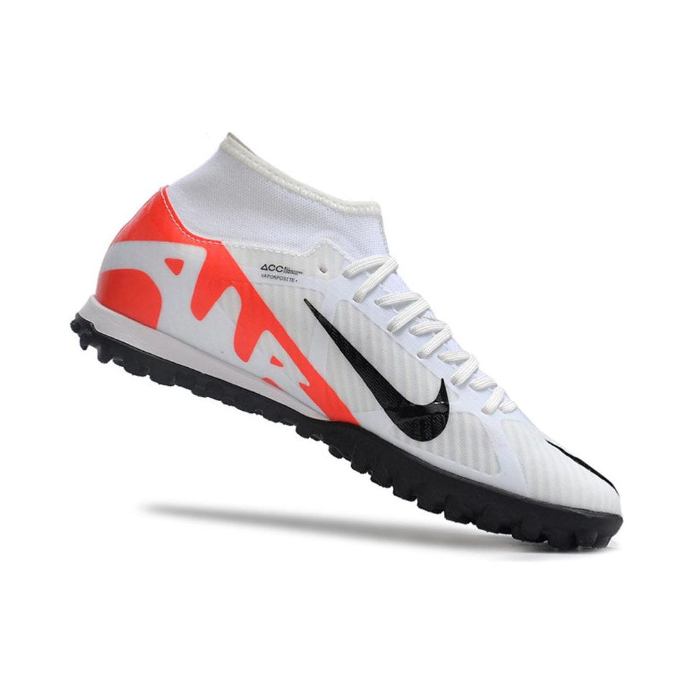 נעלי כדורגל ״Nike״ קטרגל (2)