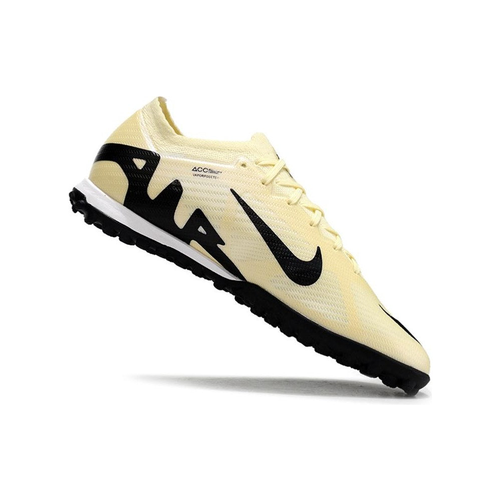 נעלי כדורגל ״Nike״ קטרגל – Cream Black