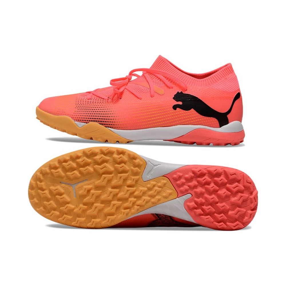 נעלי כדורגל ״Puma״ קטרגל – Coral