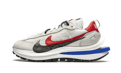 נעלי Nike X Sacai Vaporwafflle Sport Fuchsia Game Royal מקוריות בעיצוב אופנתי עכשווי לקידום אתר